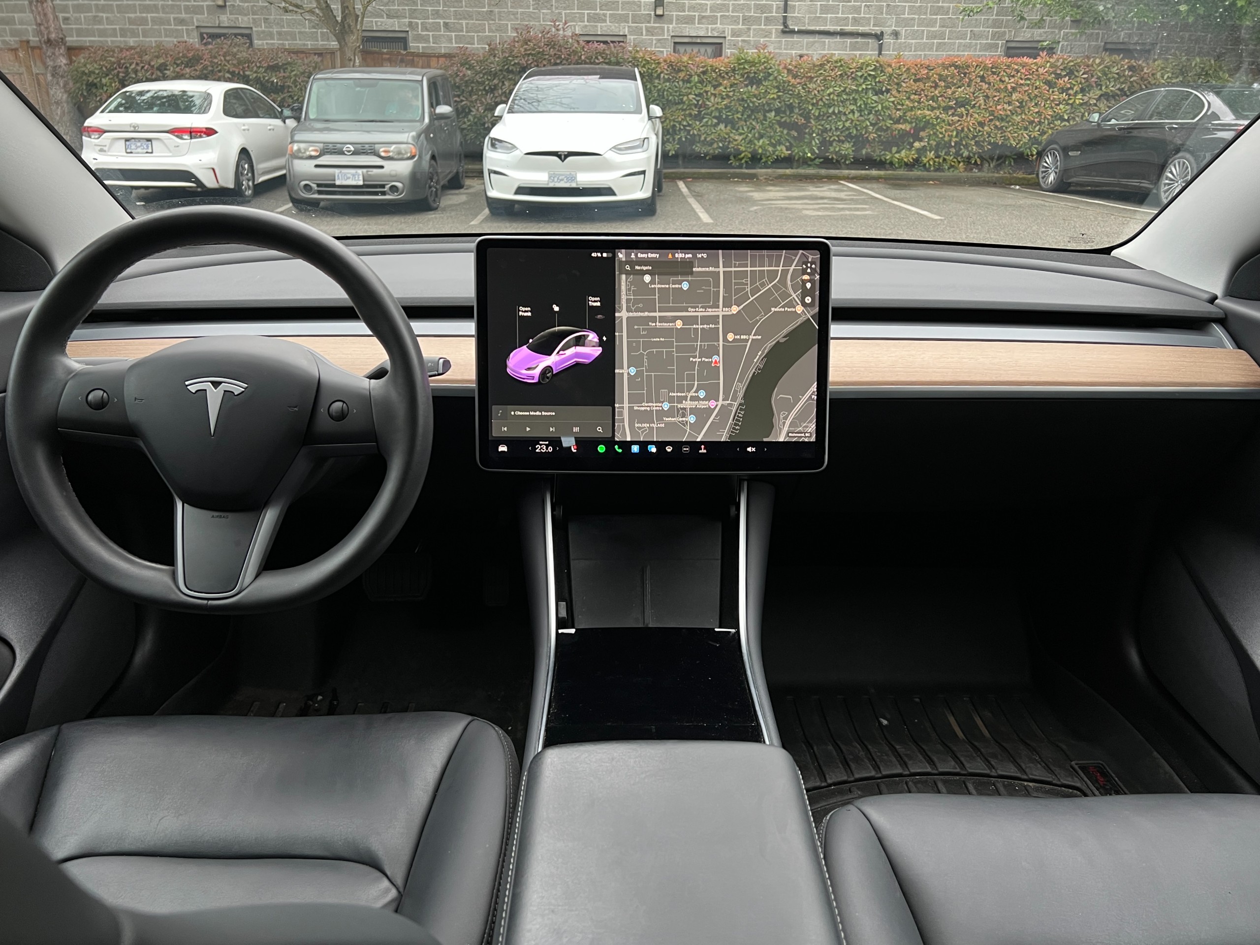 2020 Tesla model 3 sr+ |clean title |BC Local - Image 9